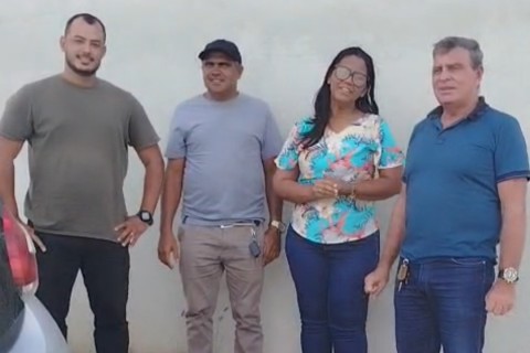 Vice-Prefeita Anuncia Continuidade de Obra Educacional em Rômulo Campos